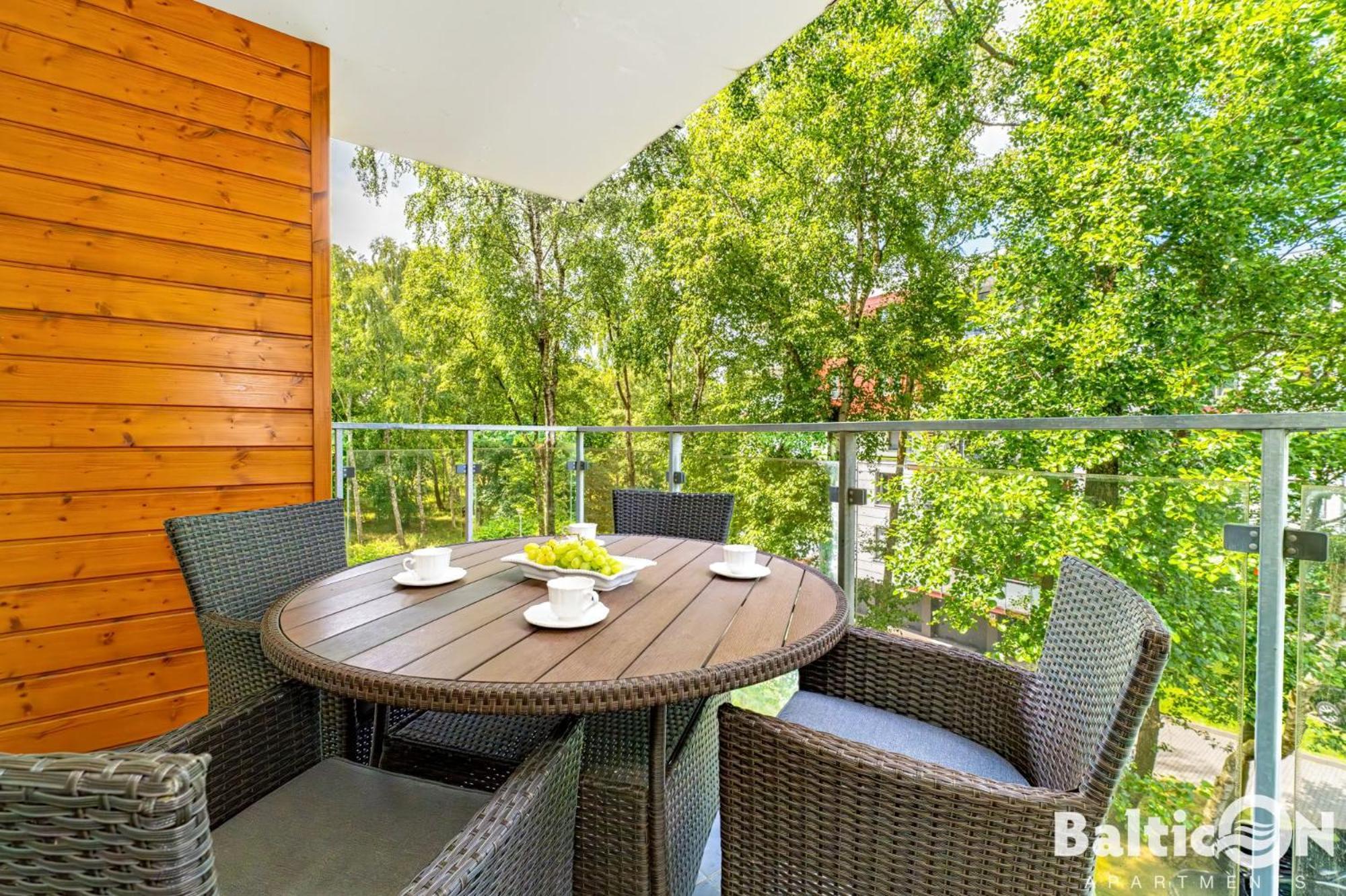 Apartamenty Balticon Polanki - Sauna, Fitness Inclusive - Basen Latem, Pool Im Sommer 코워브제크 외부 사진